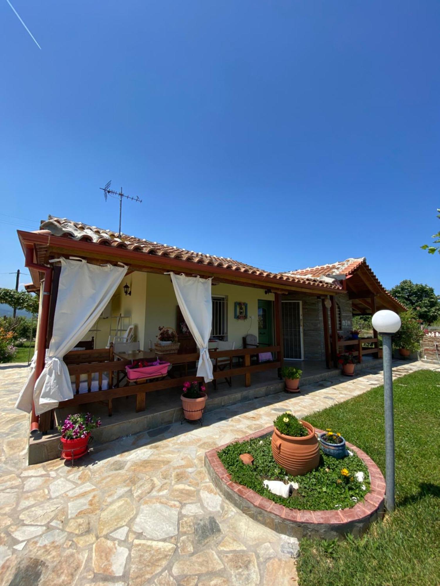Villa Platanos House Néa Meságkala Exterior foto